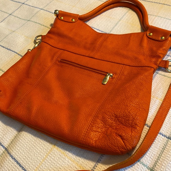 Valentina Italian Leather Handbag - Picture 5 of 10